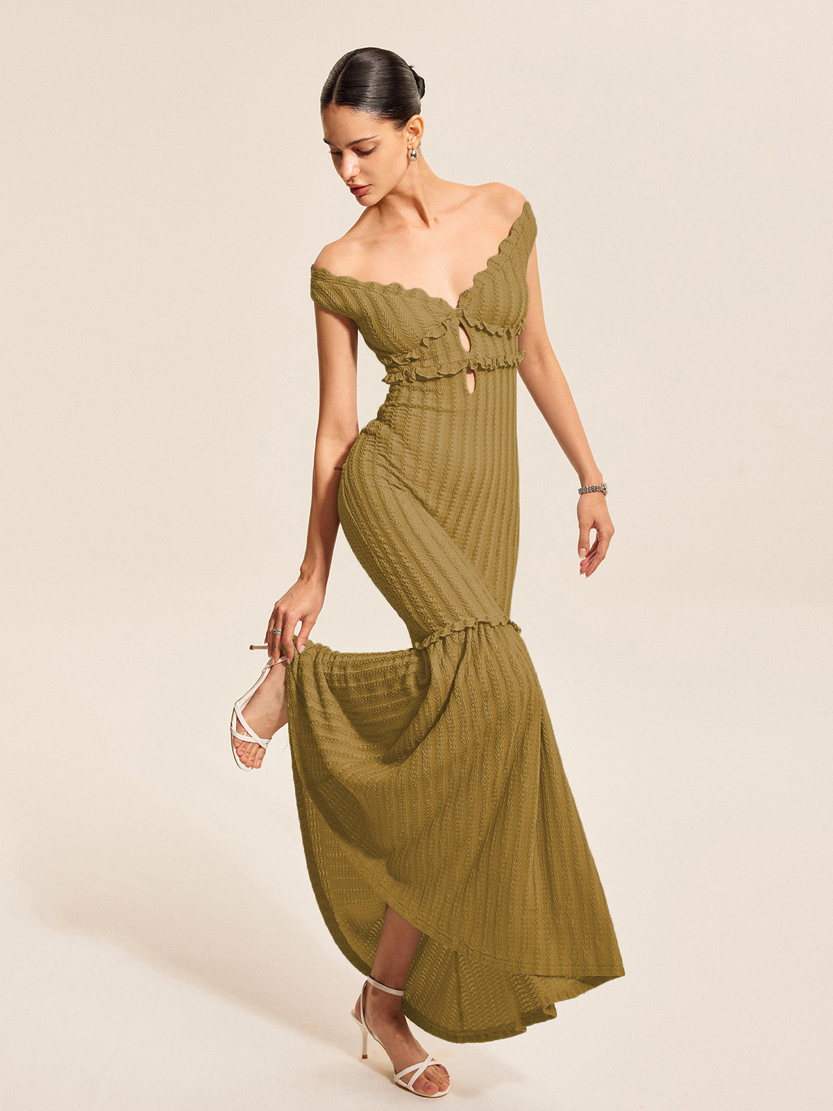 Off-Shoulder Ruffle Detail Dress